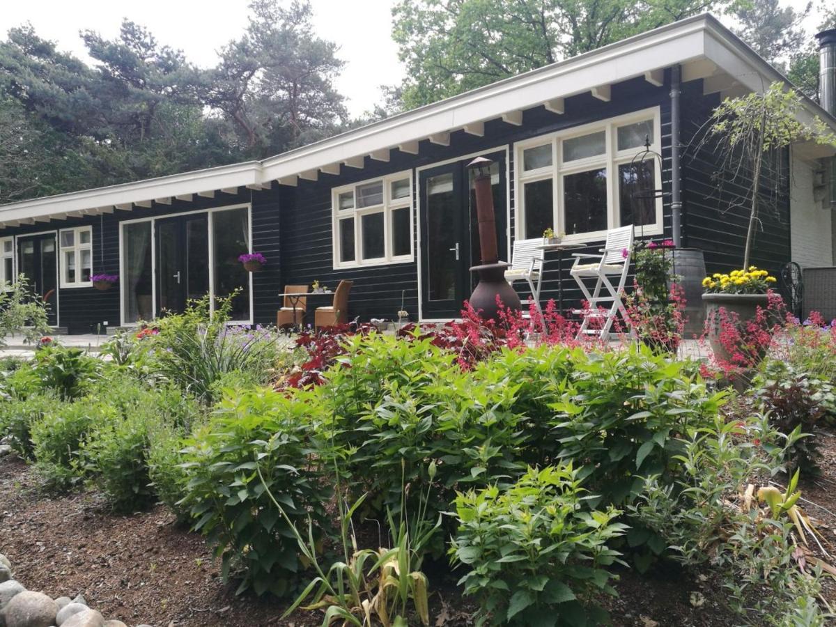 Bed and Breakfast Bosgeluk à Helmond Extérieur photo